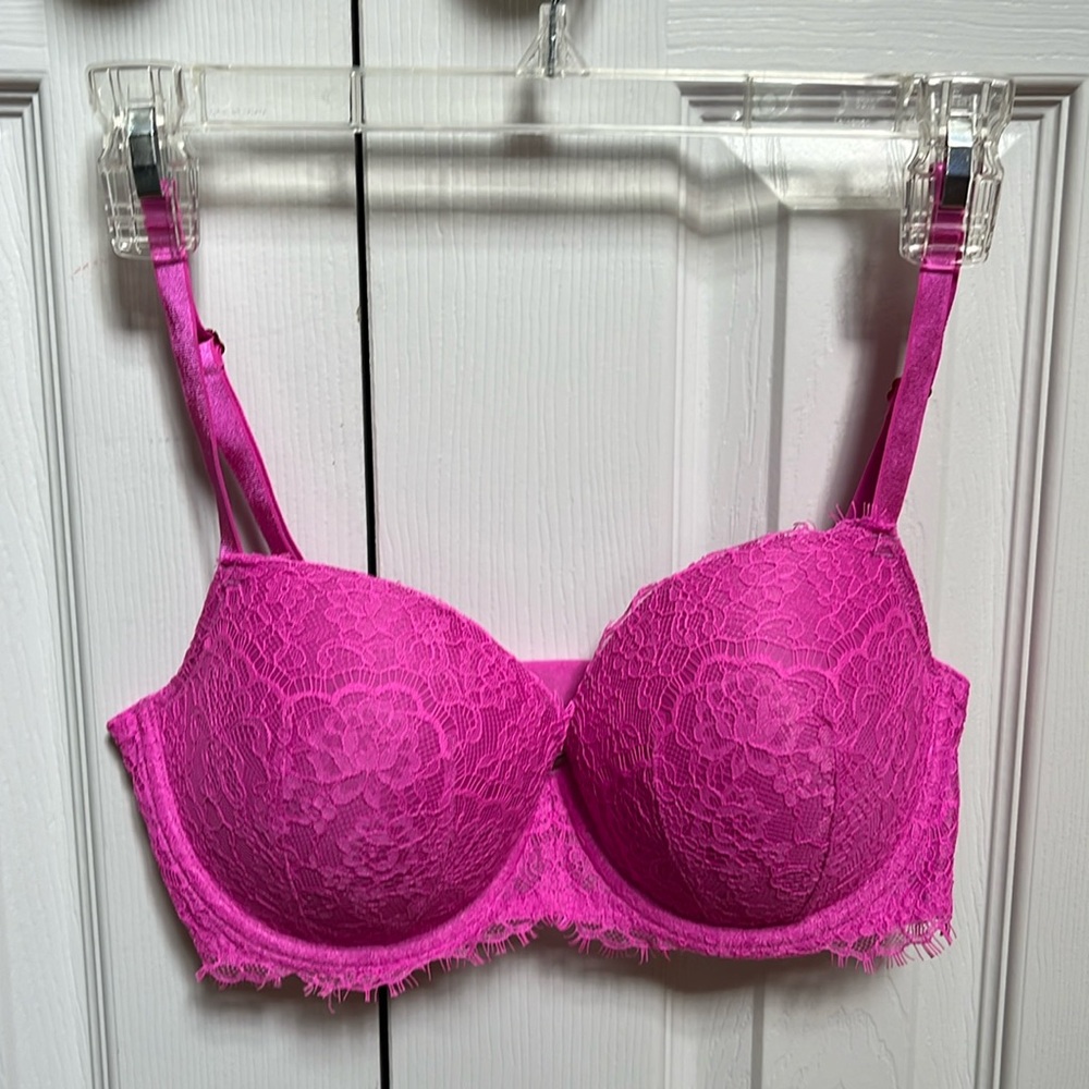 Victoria's Secret lined lace, Demi bra